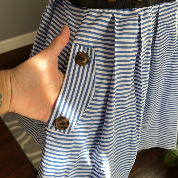 Romeo & Juliet Couture Shoulder Tie Stripe Dress - Picture 4 of 9